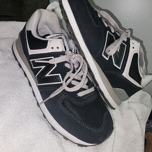 New Balance Classic Black and White Trainers